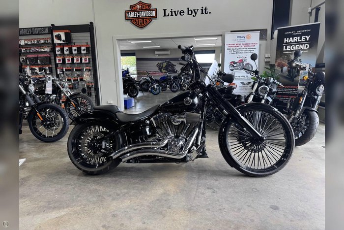 HARLEY-DAVIDSON BREAKOUT 103 (FXSB) ROAD SOFTAIL