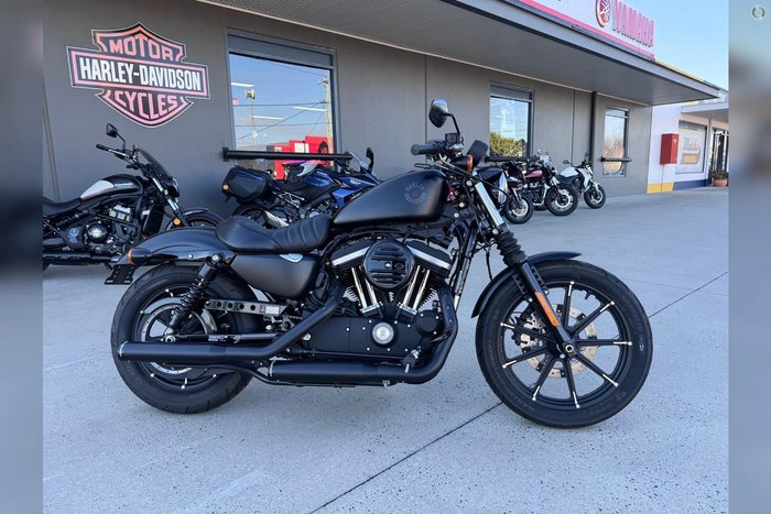 2021 HARLEY-DAVIDSON IRON 883 (XL883N) ROAD