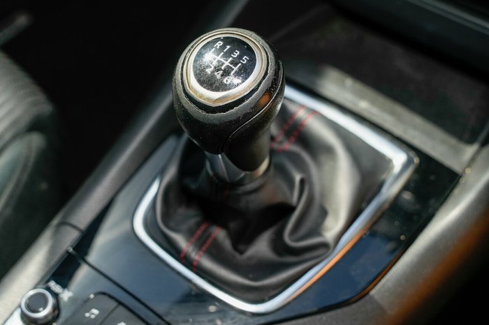 2015 Mazda 3 SP25