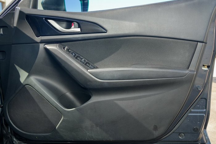 2015 Mazda 3 SP25