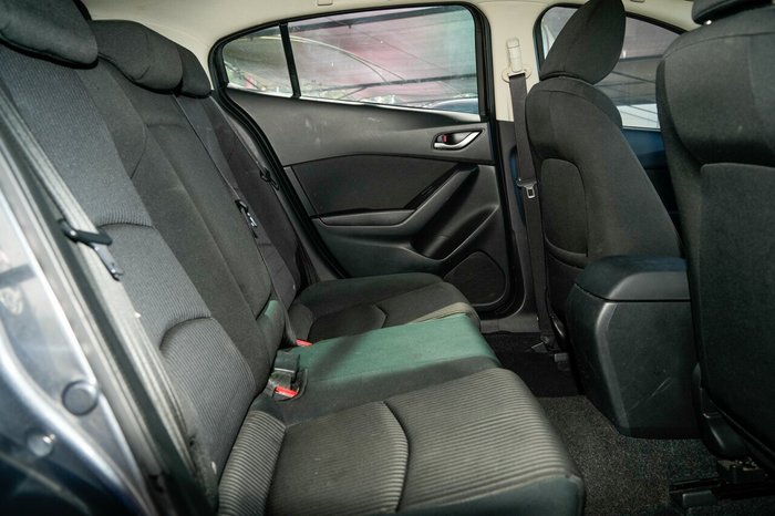 2015 Mazda 3 SP25