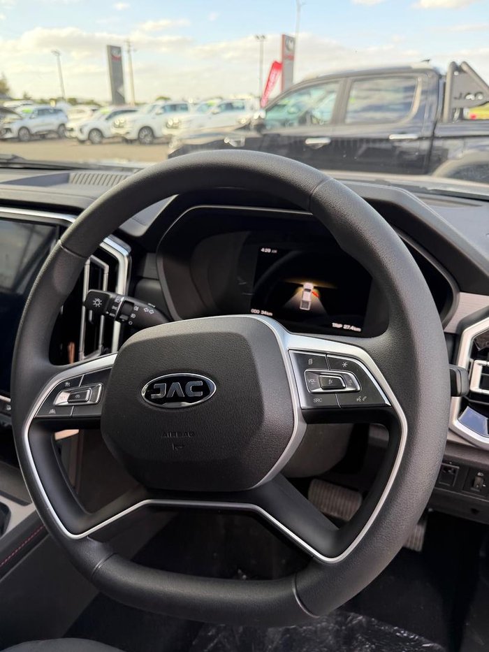 2026 JAC T9 Tradepro