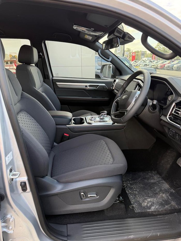 2026 JAC T9 Tradepro