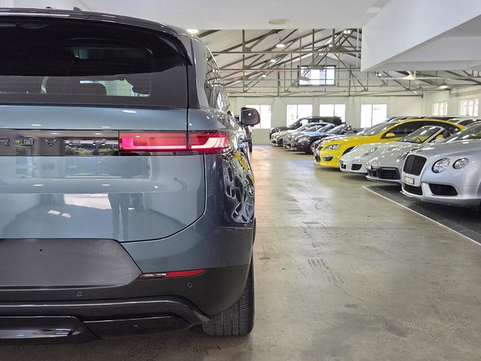 2023 Land Rover Range Rover Sport D250 SE