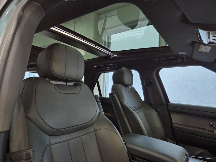 2023 Land Rover Range Rover Sport D250 SE