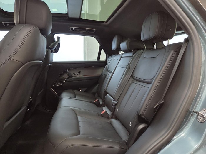 2023 Land Rover Range Rover Sport D250 SE