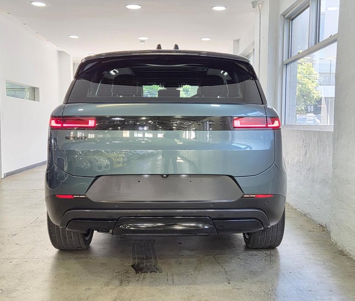 2023 Land Rover Range Rover Sport D250 SE