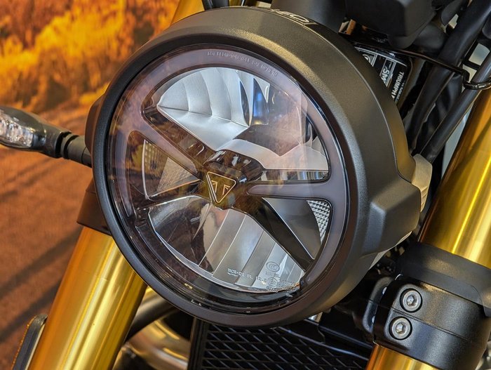 2026 Triumph Scrambler 900 Scrambler Grey