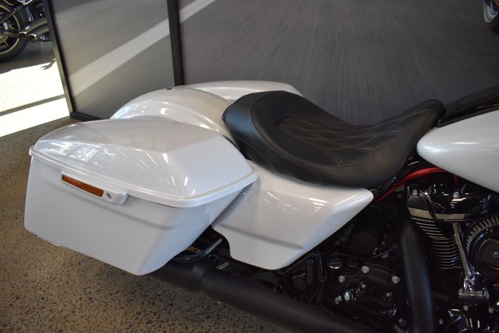 2024 HARLEY-DAVIDSON FLHRXS ROAD KING SPECIAL