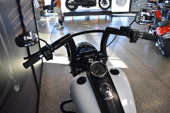 2024 HARLEY-DAVIDSON FLHRXS ROAD KING SPECIAL