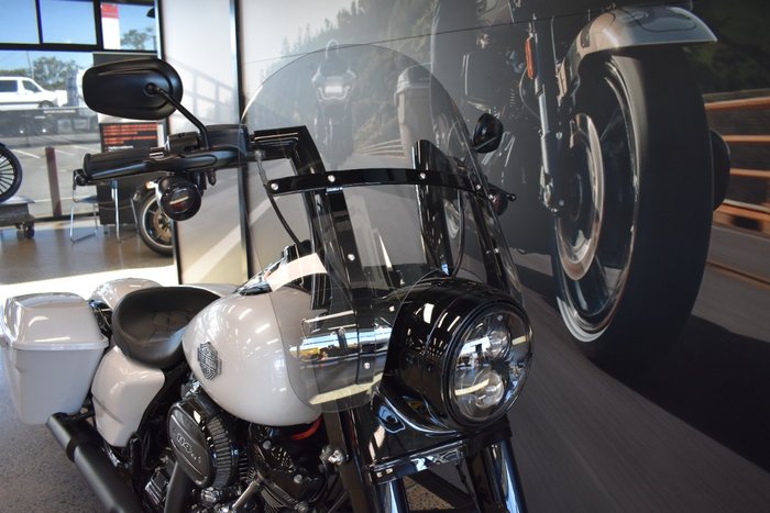 2024 HARLEY-DAVIDSON FLHRXS ROAD KING SPECIAL