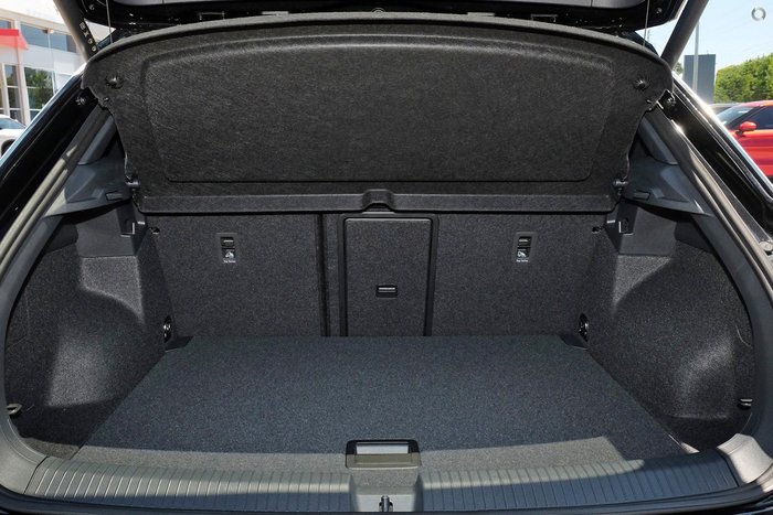 2026 Volkswagen T-Roc 140TSI R-Line