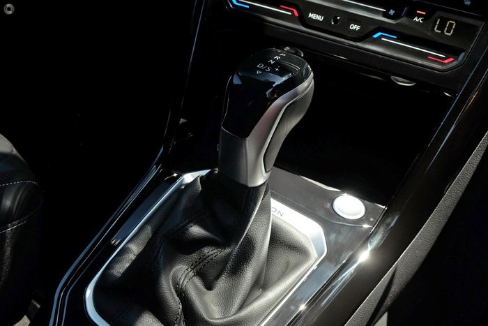 2026 Volkswagen T-Roc 140TSI R-Line