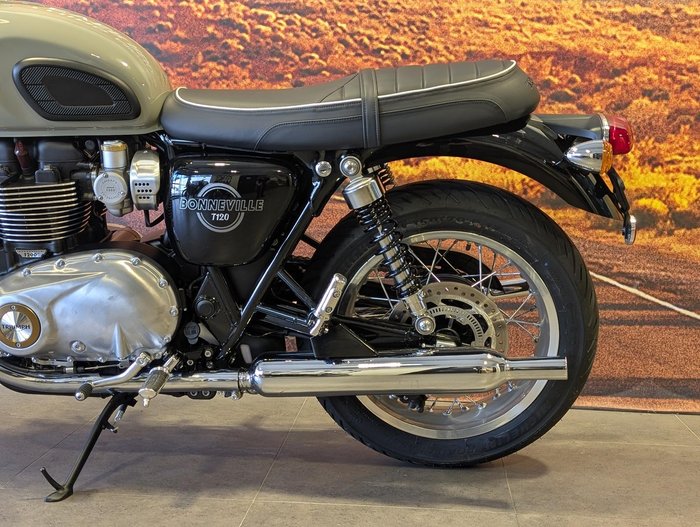 2026 Triumph Bonneville T120 Bonneville Grey
