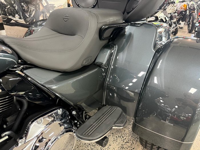 2026 Harley-Davidson Street Glide 3 (FLHLT) Trike Grey