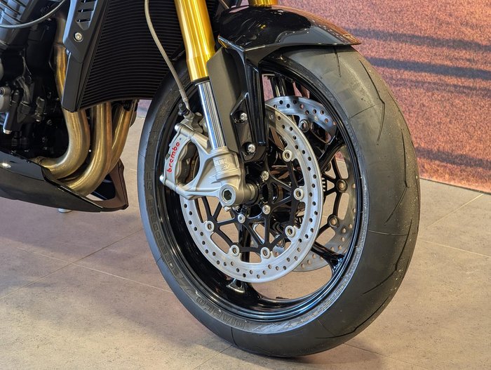 2025 Triumph Speed Triple RS 1200 Speed Triple Black