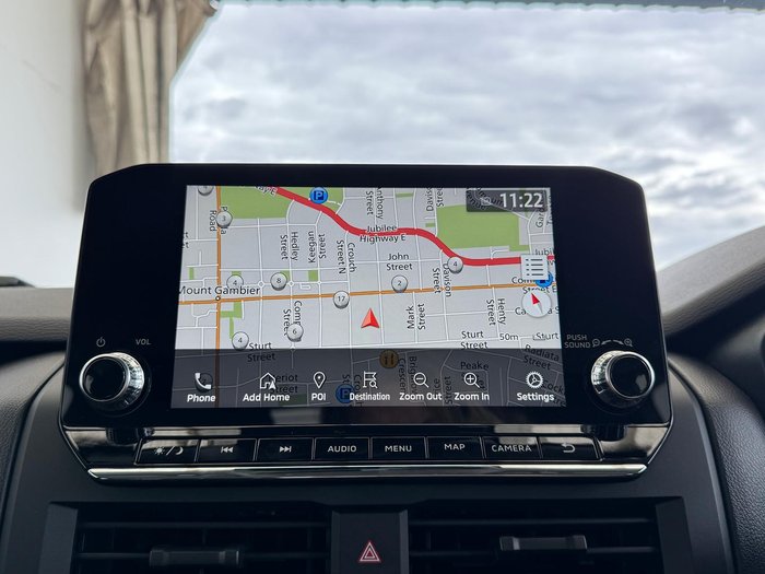 2025 Mitsubishi Triton GLX