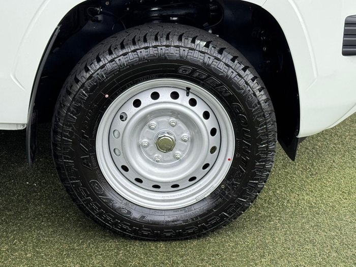 2025 Mitsubishi Triton GLX