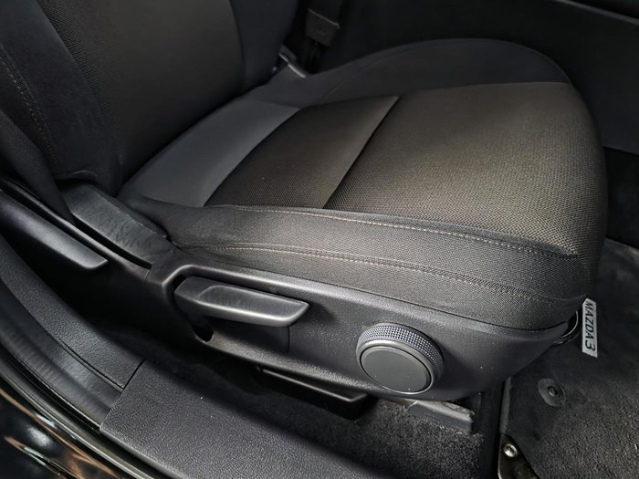 2020 Mazda 3 G20 Pure