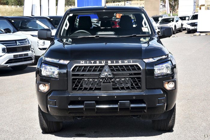 2025 Mitsubishi Triton GLX-R