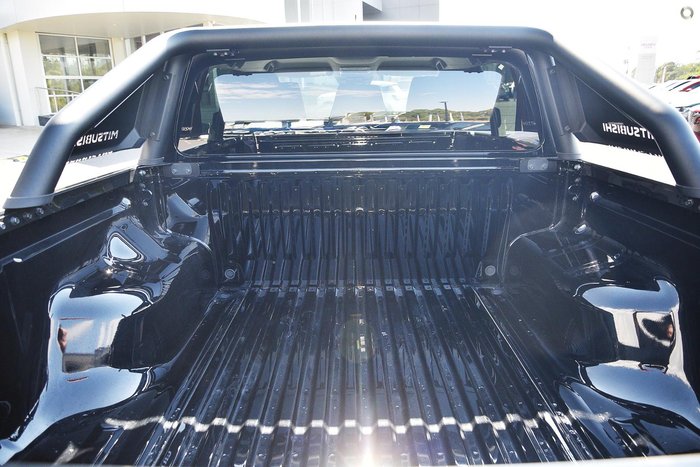 2025 Mitsubishi Triton GLX-R