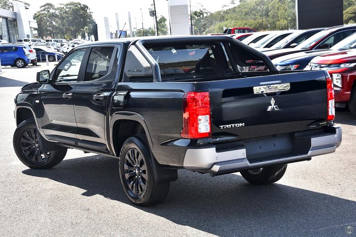 2025 Mitsubishi Triton GLX-R