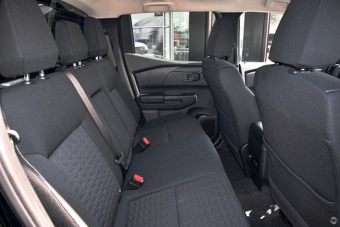 2025 Mitsubishi Triton GLX-R