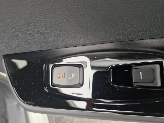 2026 KGM Torres EVX U100 MY26 Grand White