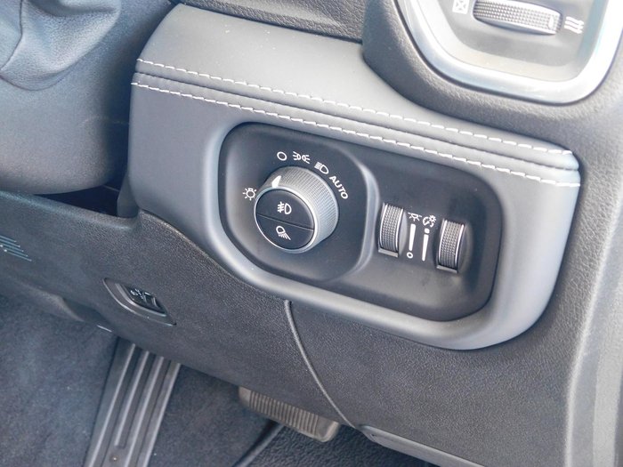 2026 RAM 2500 Laramie Rambox