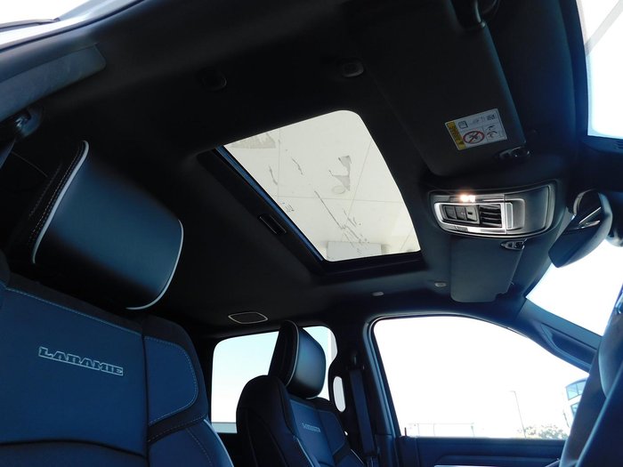 2026 RAM 2500 Laramie Rambox