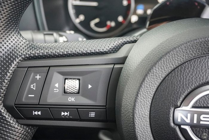 2026 Nissan Navara SL