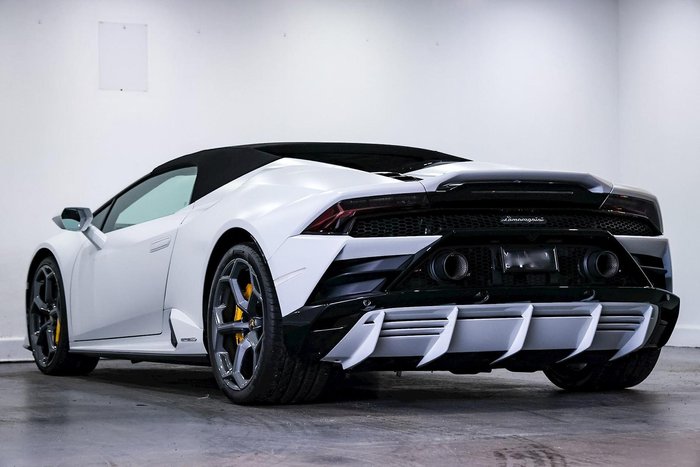 2022 Lamborghini Huracan EVO