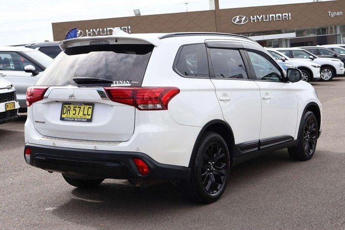 2019 Mitsubishi Outlander Black Edition