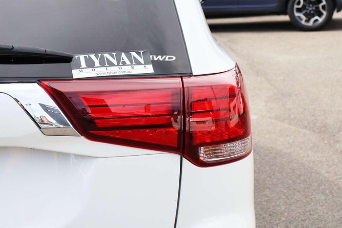 2019 Mitsubishi Outlander Black Edition