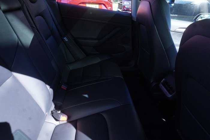 2022 Tesla Model 3 Rear-Wheel Drive