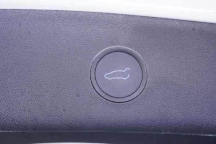 2022 Tesla Model 3 Rear-Wheel Drive