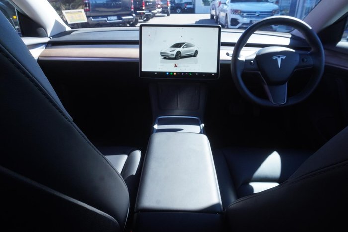 2022 Tesla Model 3 Rear-Wheel Drive