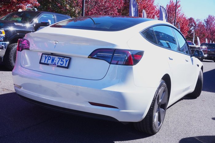 2022 Tesla Model 3 Rear-Wheel Drive