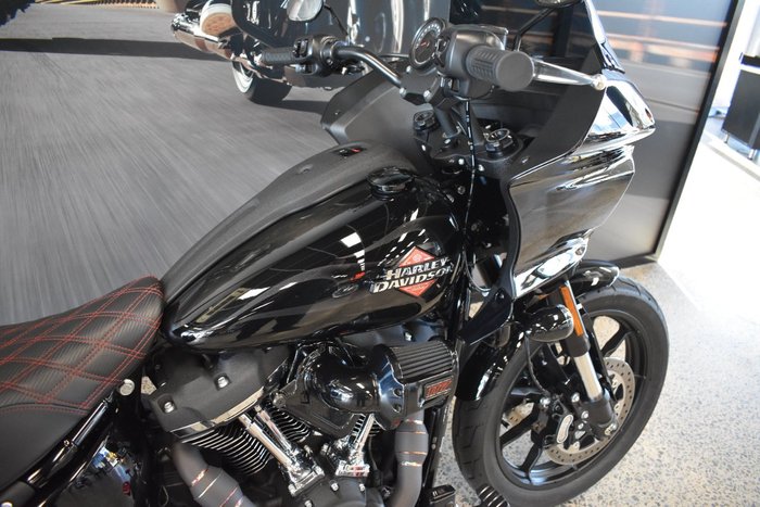 2025 HARLEY-DAVIDSON FXLRST LOW RIDER ST (117)
