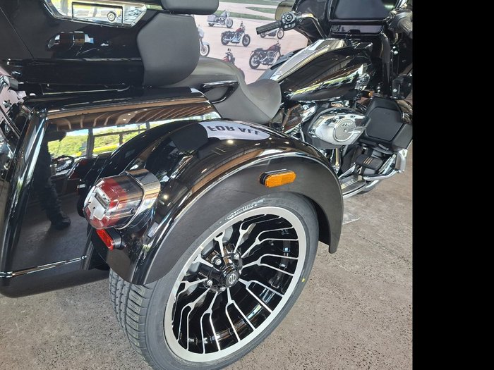 2026 HARLEY-DAVIDSON FLHLT STREET GLIDE 3 LIMITED