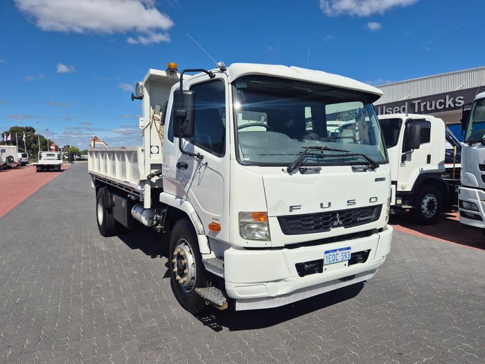 2014 Fuso Fighter 1627 7.5 Ton Three Way Tipper