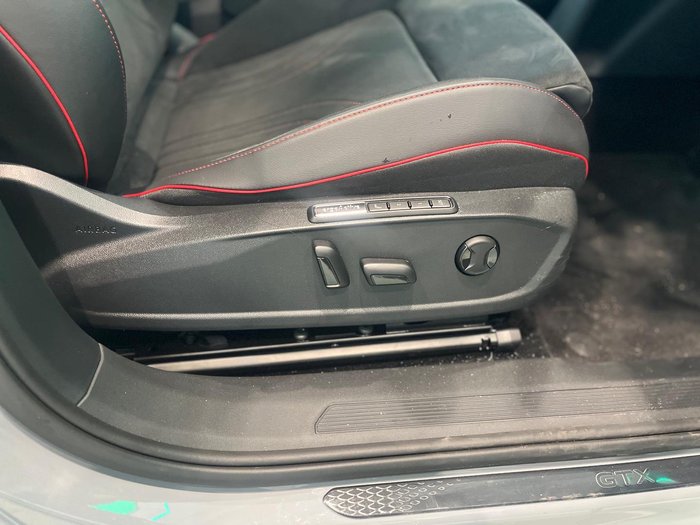 2025 Volkswagen ID.5 GTX