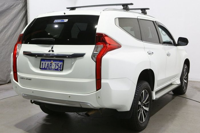 2018 Mitsubishi Pajero Sport GLS