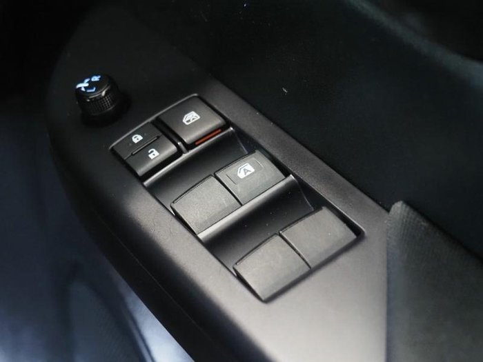 2022 Toyota Hilux SR