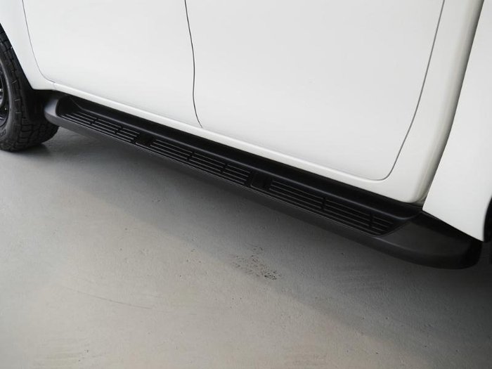 2022 Toyota Hilux SR