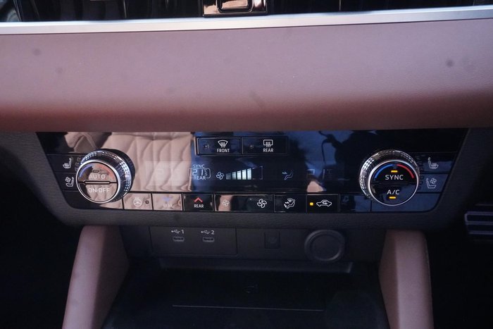 2025 Mitsubishi Outlander Exceed Tourer