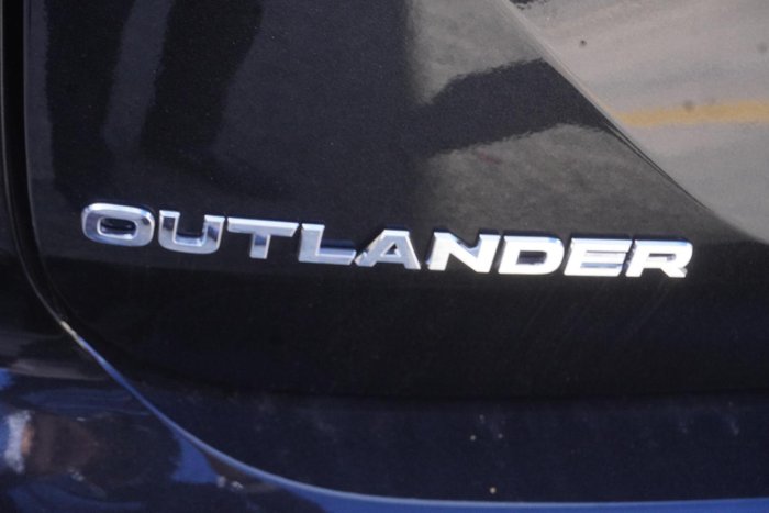 2025 Mitsubishi Outlander Exceed Tourer