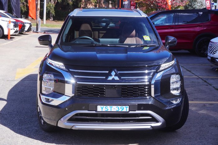 2025 Mitsubishi Outlander Exceed Tourer