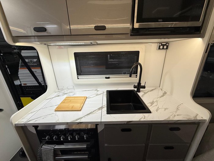 2026 JB Caravans 17'10 Dirt Road Xtreme Rd