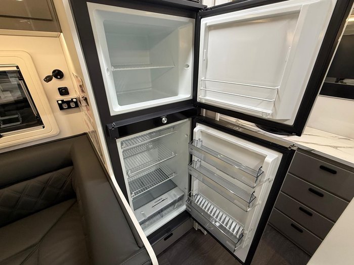 2026 JB Caravans 17'10 Dirt Road Xtreme Rd